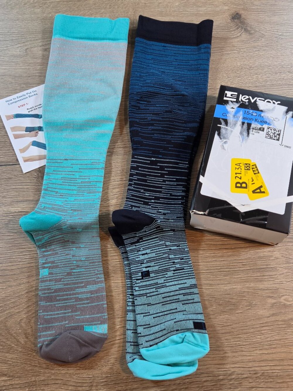Levsox Wide Calf Compression Socks 15-20 mmHg Knee High - 2 Pairs XL Brand‎ New
